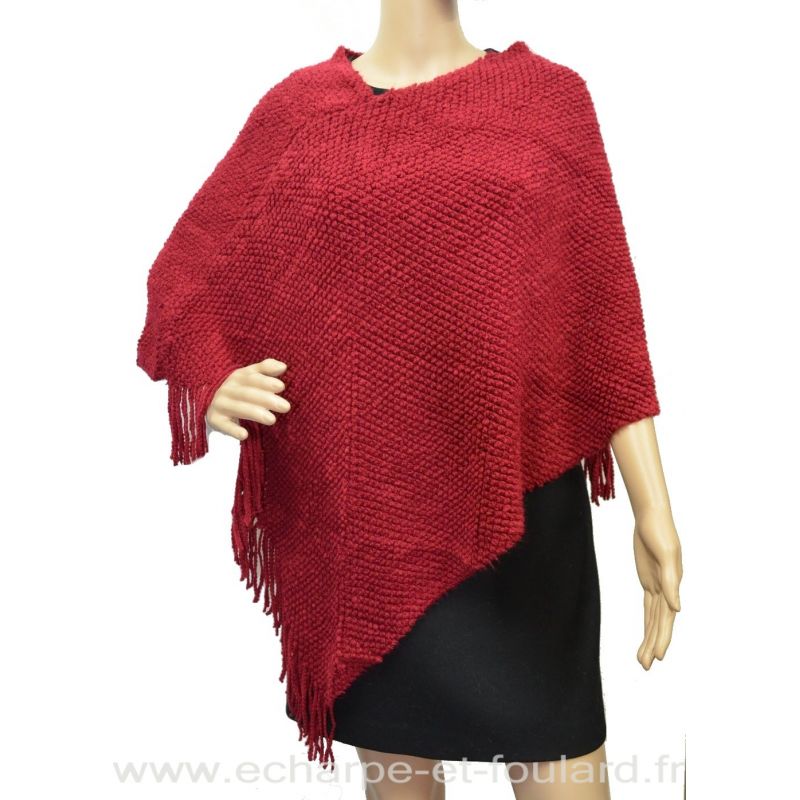 Poncho tricot à franges rouge