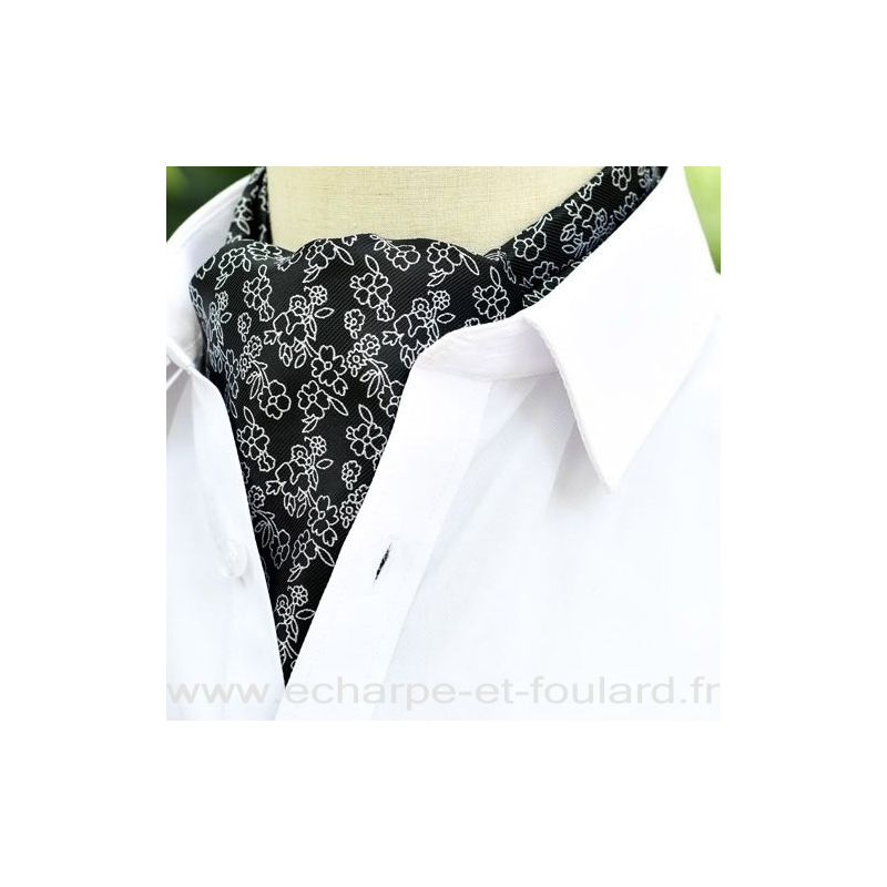 Foulard ascot à petites fleurs