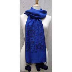 Echarpe pashmina bleue avec pompons en lapin 